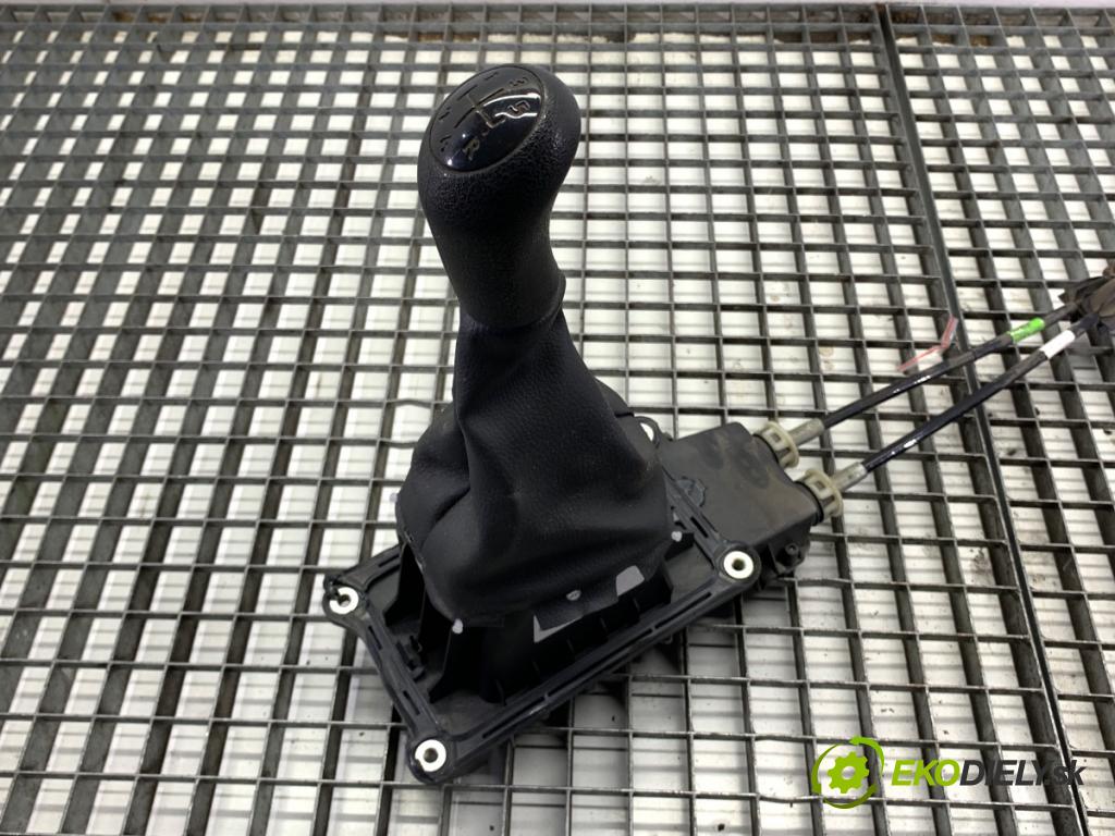 DACIA DOKKER nadwozie wielkoprzestrzenne (MPV) 2015 61 kW 1.6 1598 Kulisa 349011400R (Rýchlostná páka (kulisa))