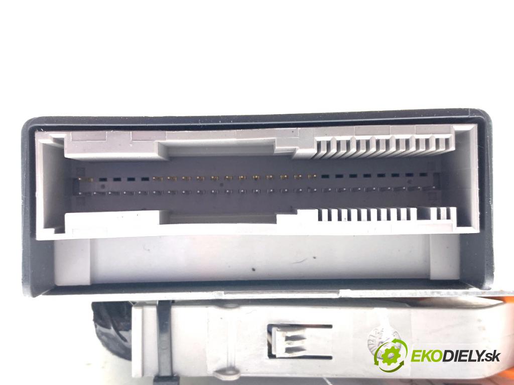 DACIA DOKKER nadwozie wielkoprzestrzenne (MPV) 2015 61 kW 1.6 1598 senzor airbag 985109354R (Snímač)