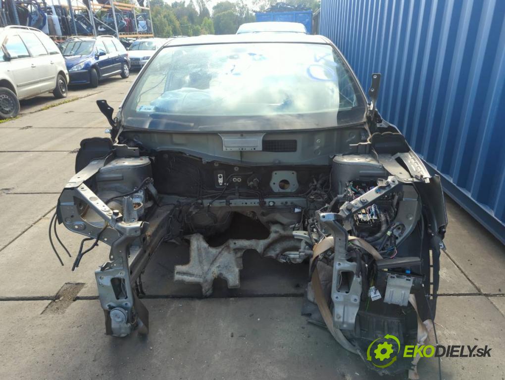 NISSAN QASHQAI J11 SUV 2018 85 kW 1.2 DIG-T 1197 KAROSERIA ČTVRŤÁK blatník zadní část levý pravý práh střecha PODŁUŻNICA levý pravý