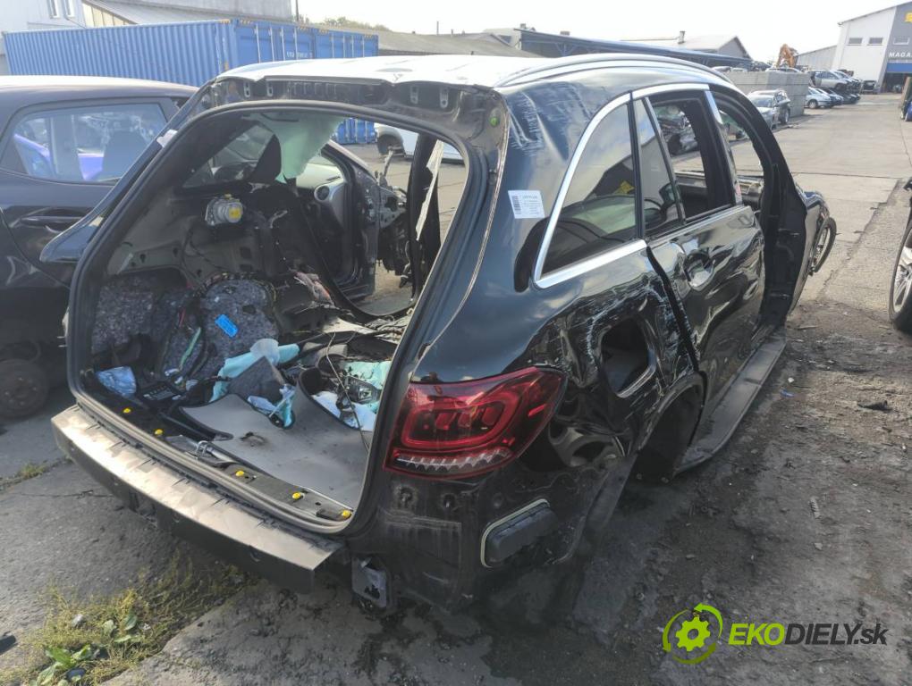 MERCEDES-BENZ GLC SUV 2020 143 kW 220 d 4-matic (253.915) 1950 KAROSERIA ČTVRŤÁK blatník zadní část levý pravý práh střecha PODŁUŻNICA levý pravý