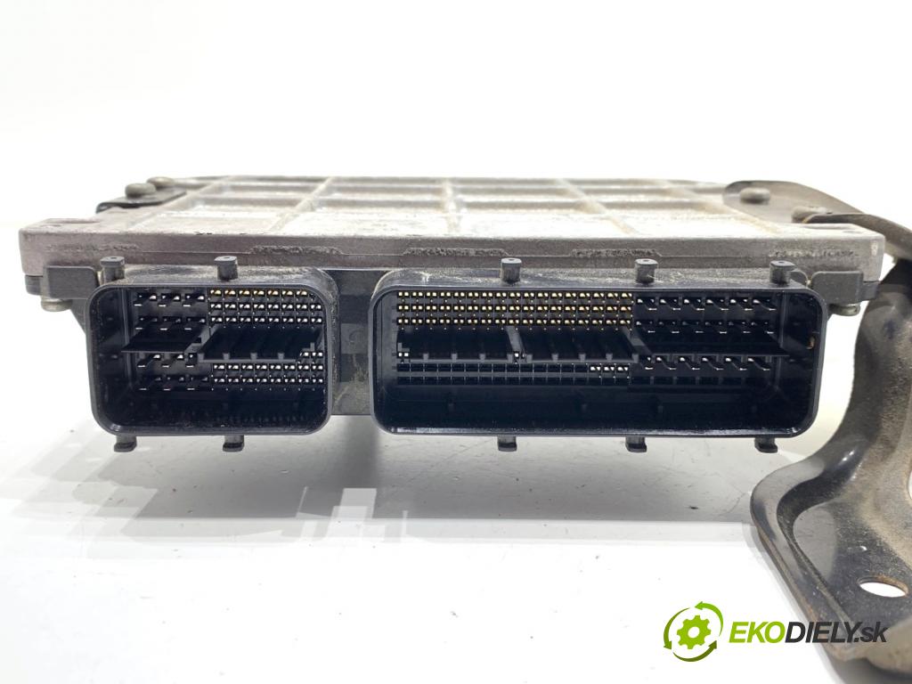 TOYOTA RAV 4 III SUV 2006 125 kW 2.4 4WD (ACA31, ACA33) 2362 riadiaca jednotka Motor 89661-42E51 (Riadiaca jednotka)