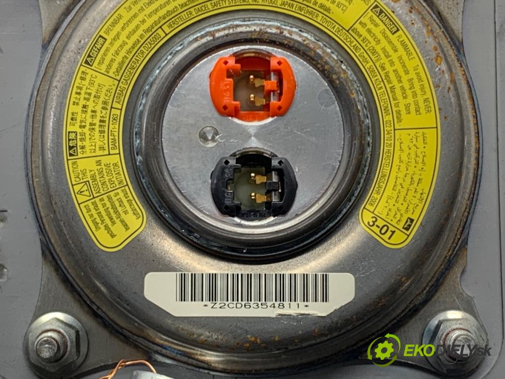 TOYOTA RAV 4 III SUV 2006 125 kW 2.4 4WD (ACA31, ACA33) 2362 AirBag volantu  (Airbag)