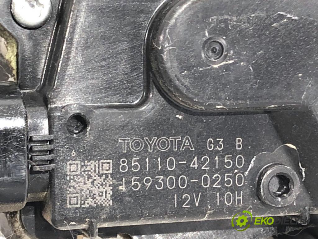 TOYOTA RAV 4 III SUV 2006 125 kW 2.4 4WD (ACA31, ACA33) 2362 Mechanizmus stieračov predný 85110-42150 (Motorček stieračov predný)