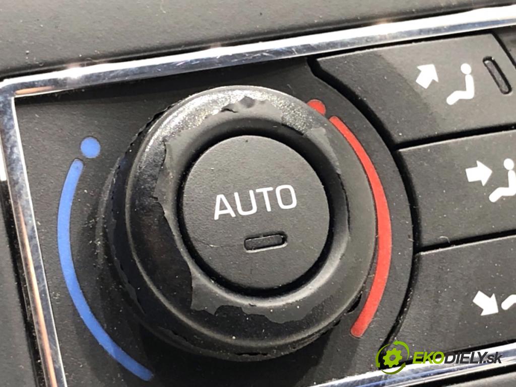 CITROEN C5 III Kombi 2013 120 kW 2.0 HDi 165 1997 Panel ovládania kúrenia 96715288ZD (Prepínacie páčky pod volantom)