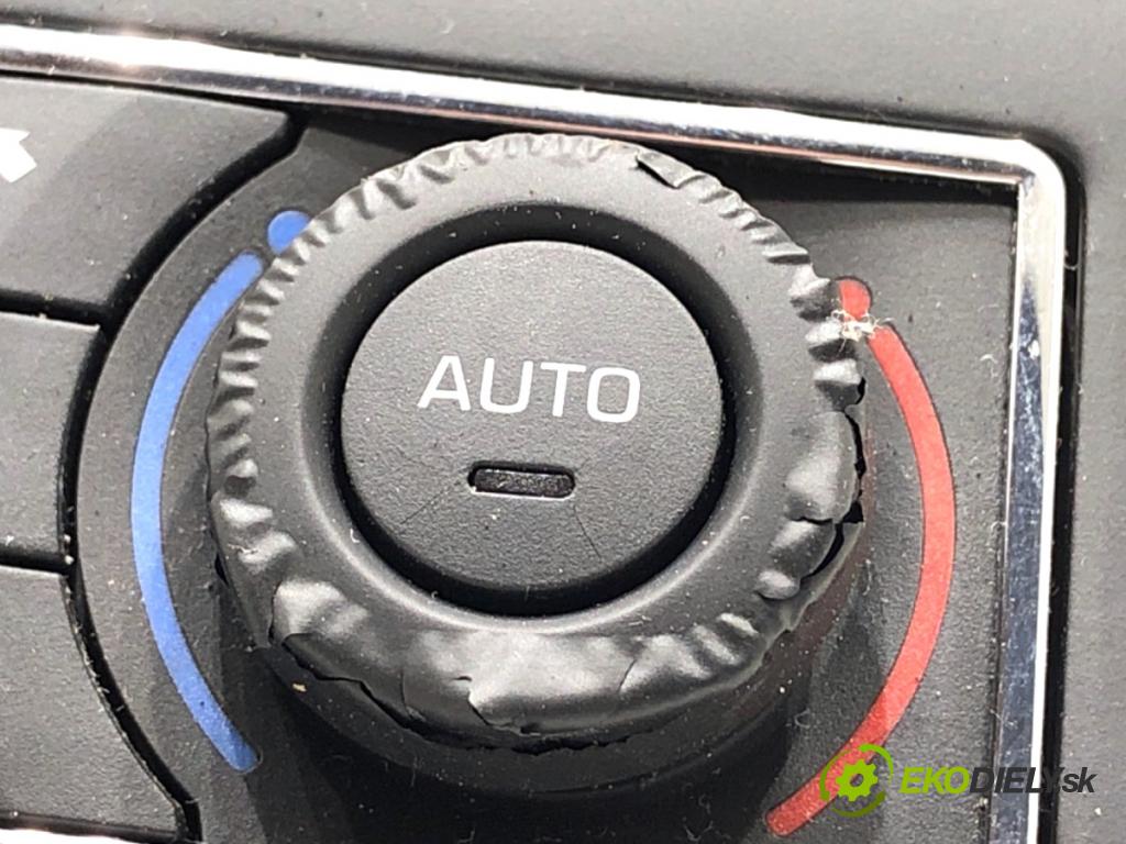 CITROEN C5 III Kombi 2013 120 kW 2.0 HDi 165 1997 Panel ovládania kúrenia 96715288ZD (Prepínacie páčky pod volantom)