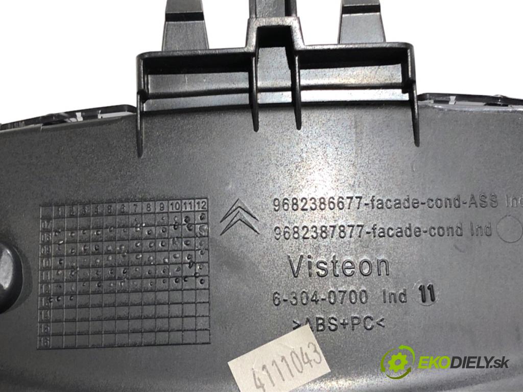 CITROEN C5 III Kombi 2013 120 kW 2.0 HDi 165 1997 lišty kryt 9686234077 9682386677 (Lišta)