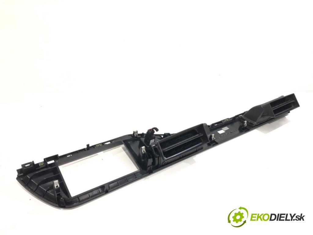 CITROEN C5 III Kombi 2013 120 kW 2.0 HDi 165 1997 lišty kryt 9686234077 9682386677 (Lišta)