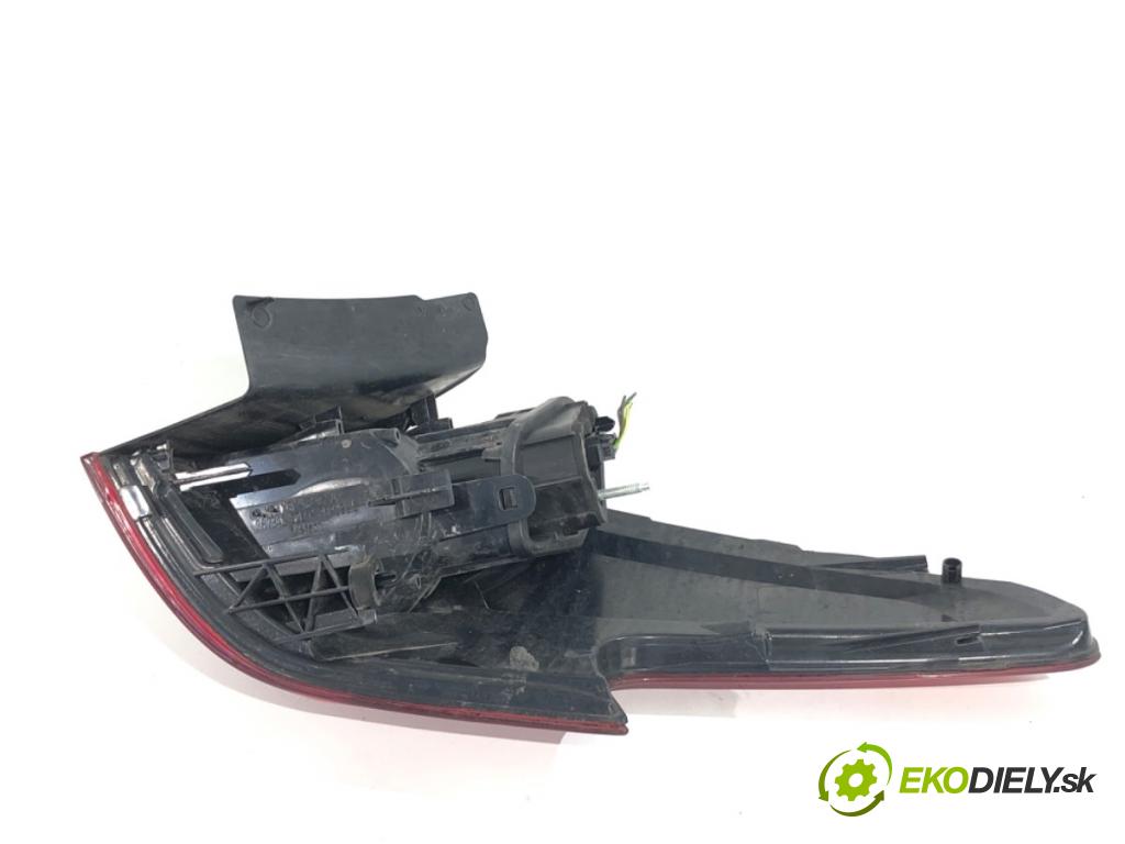 CITROEN C5 III Kombi 2013 120 kW 2.0 HDi 165 1997 světlo levý zadní část