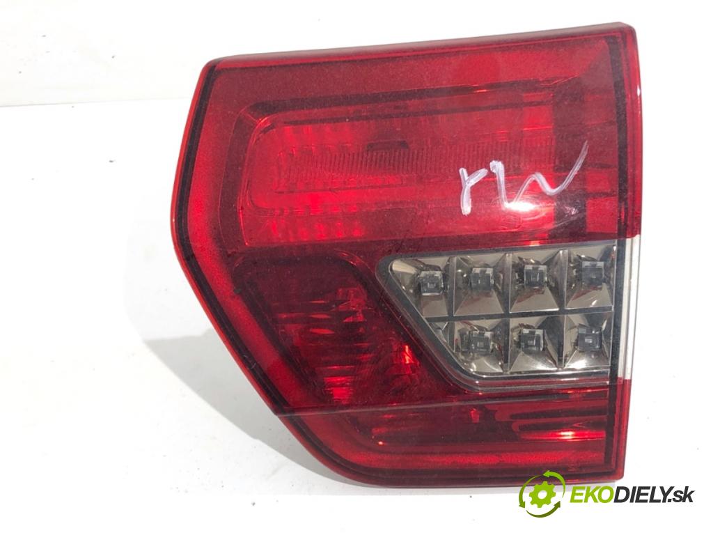 CITROEN C5 III Kombi 2013 120 kW 2.0 HDi 165 1997 světlo zadní část pravá vnitřní 9675067880 (Klika dveří ostatní)