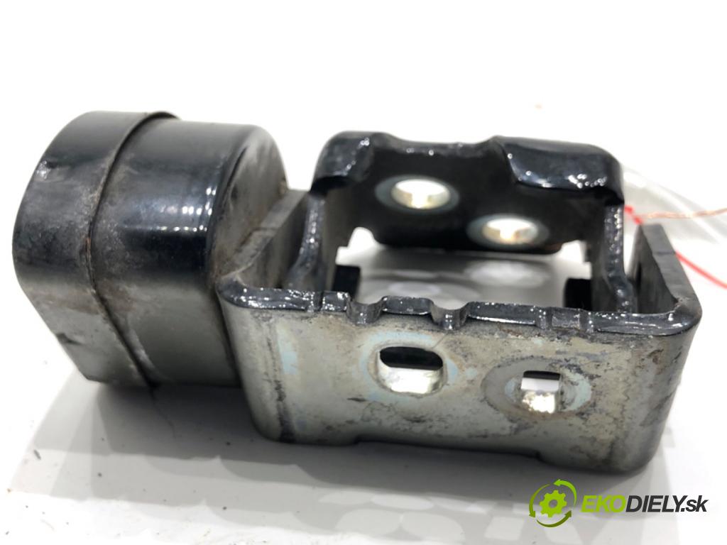 CITROEN C5 III Kombi 2013 120 kW 2.0 HDi 165 1997 Doraz Dvere zad pravy