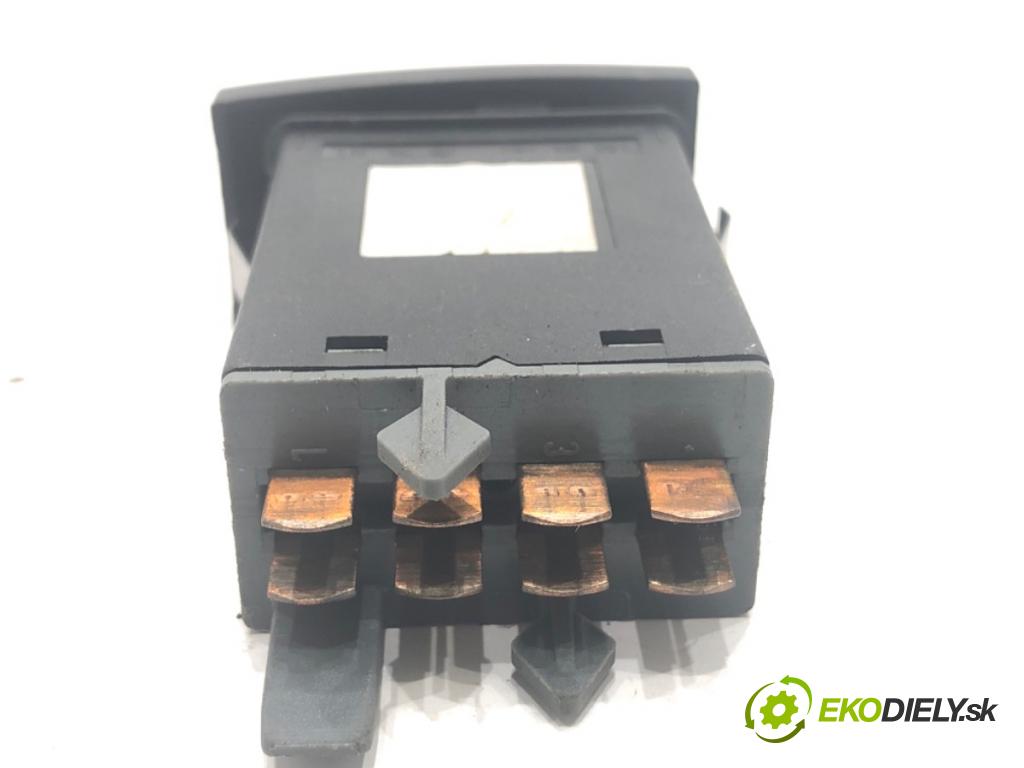 SKODA SUPERB I sedan 2003 96 kW 1.9 TDI 1896 Spínač svetiel výstražných (núdzových)  (Prepínacie páčky pod volantom)