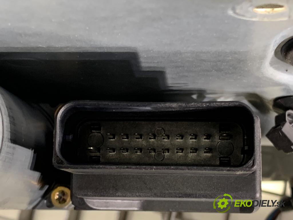 SKODA SUPERB I sedan 2003 96 kW 1.9 TDI 1896 Mechanizmus okna pravy zad