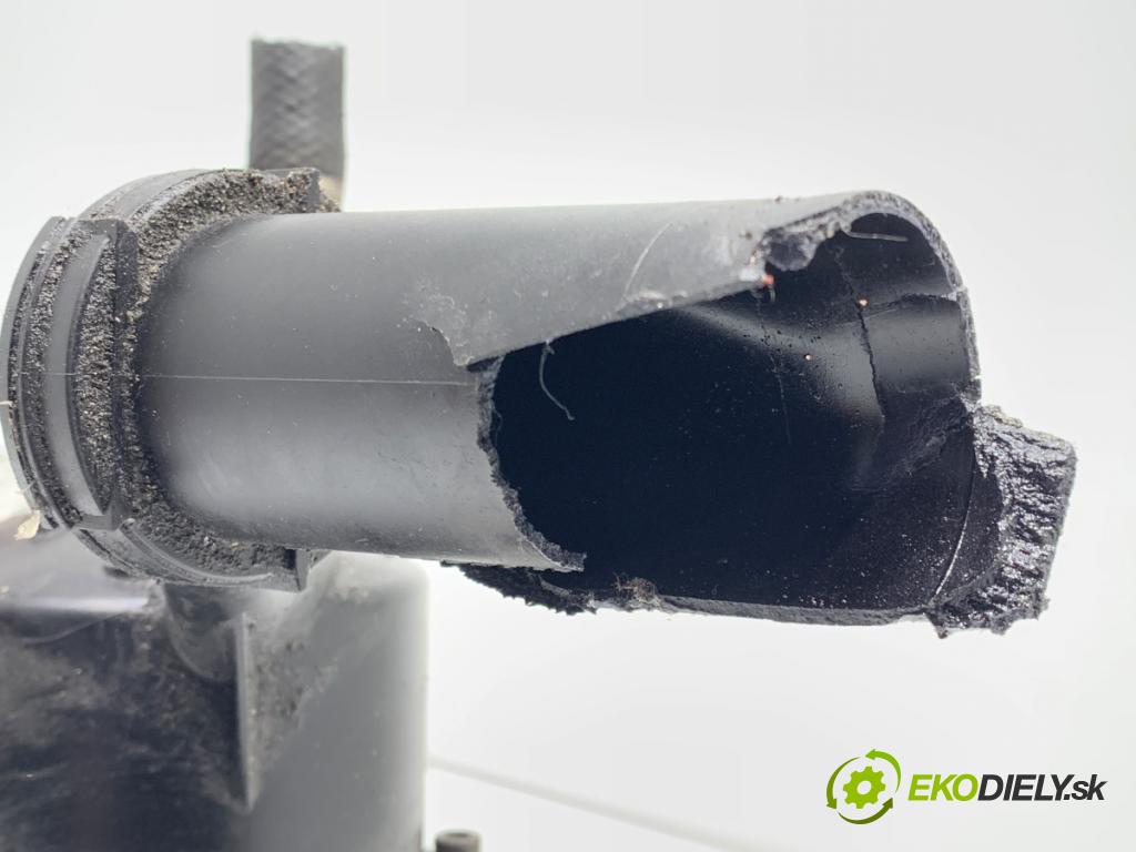 CITROEN BERLINGO II Nadwozie pełne/minivan 2016 73 kW 1.6 BlueHDi 100 1560 pumpa servočerpadlo V29043847D (Servočerpadlo)