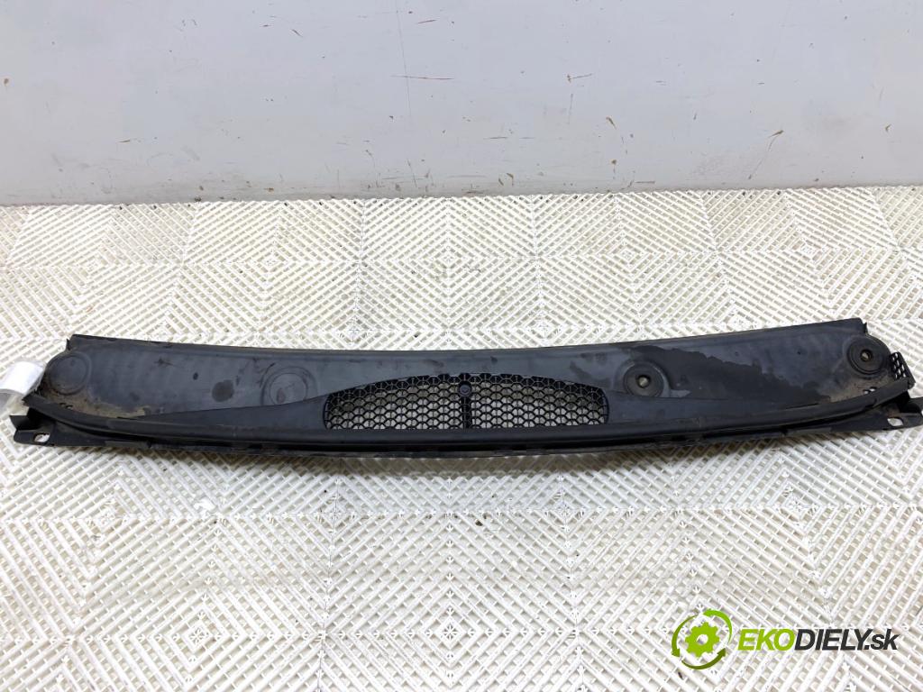 CITROEN BERLINGO II Nadwozie pełne/minivan 2016 73 kW 1.6 BlueHDi 100 1560 Torpédo, plast pod čelné okno 9680568877 (Torpédo (plast pod čelným sklom))