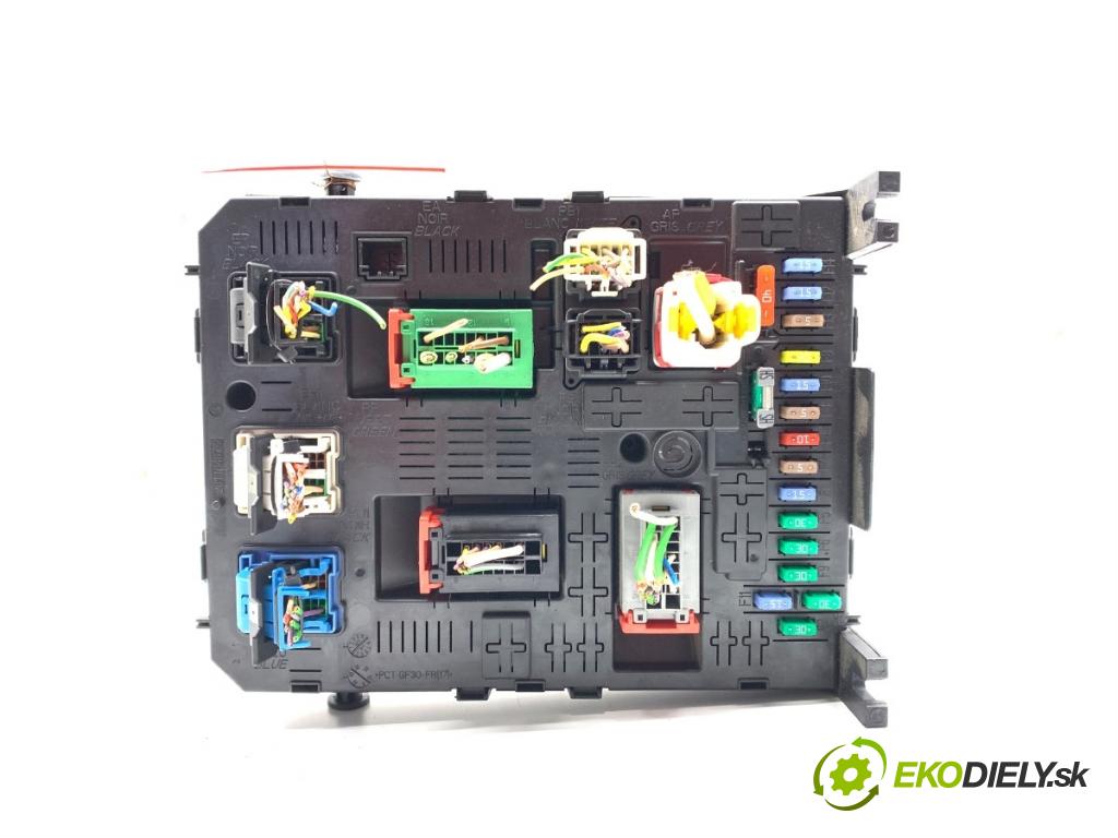 CITROEN BERLINGO II Nadwozie pełne/minivan 2016 73 kW 1.6 BlueHDi 100 1560 modul BSI 981218948002 (Pojistková skříňka)