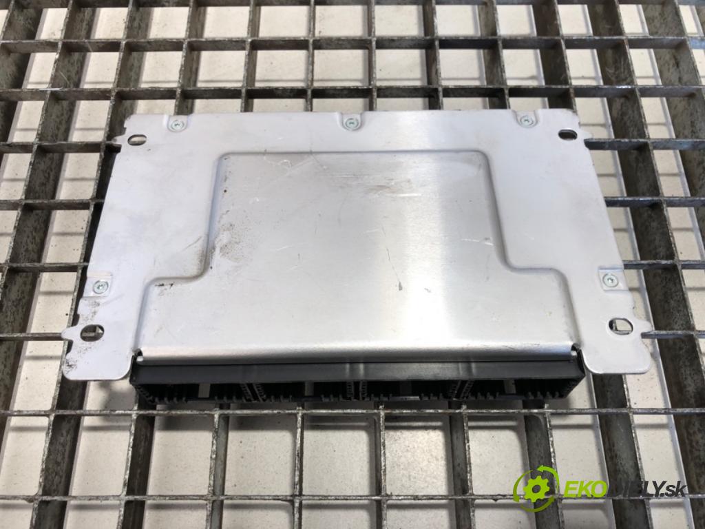 VOLVO FH Ciągnik siodłowy 2012 338 kW 460 338 kW [460 KM] olej napędowy 2005 - 2022 12800 Modul svetiel 21043962 (Riadiaca jednotka ostatné)