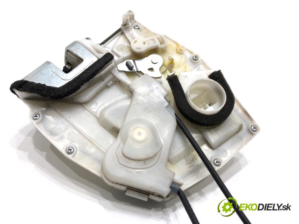 SUZUKI SX4 liftback 2008 79 kW 1.6 VVT 4x4 (RW 416) 1586 zámok Dvere pravy zad