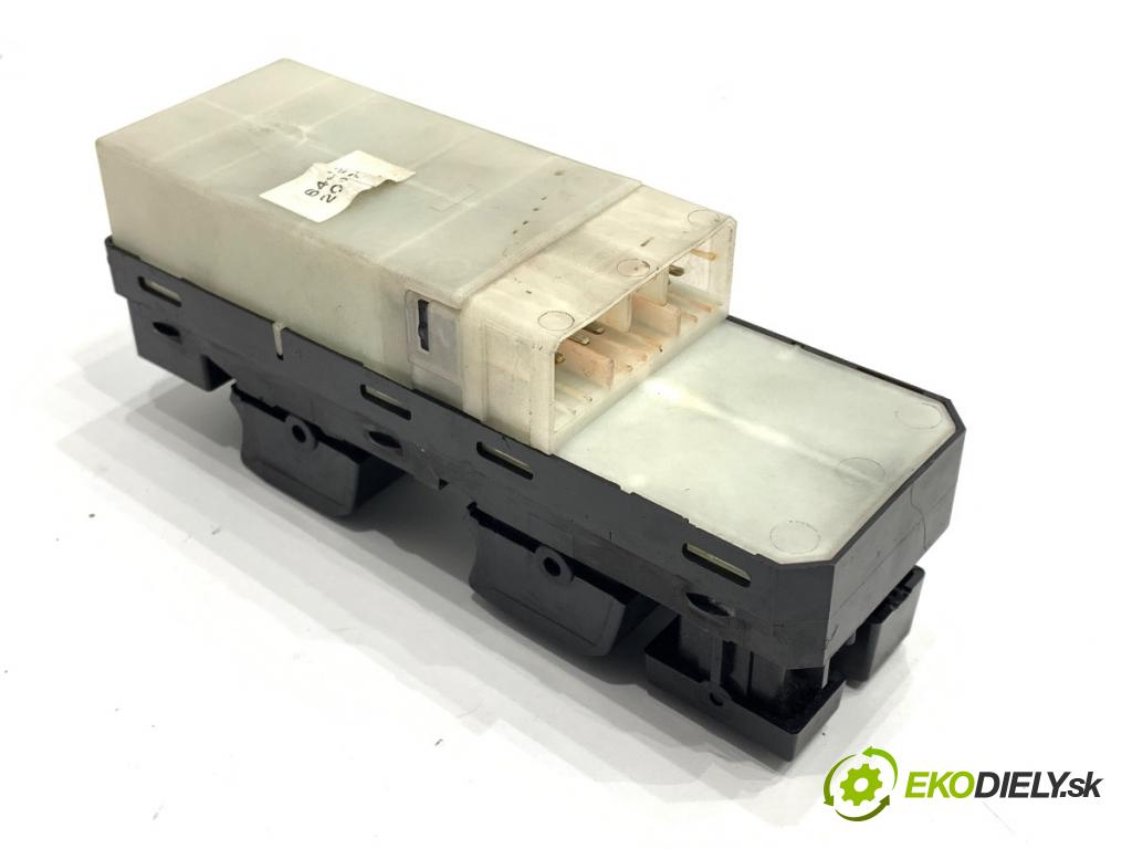 SUZUKI SX4 liftback 2008 79 kW 1.6 VVT 4x4 (RW 416) 1586 Prepínač okien 64J20 (Prepínacie páčky pod volantom)