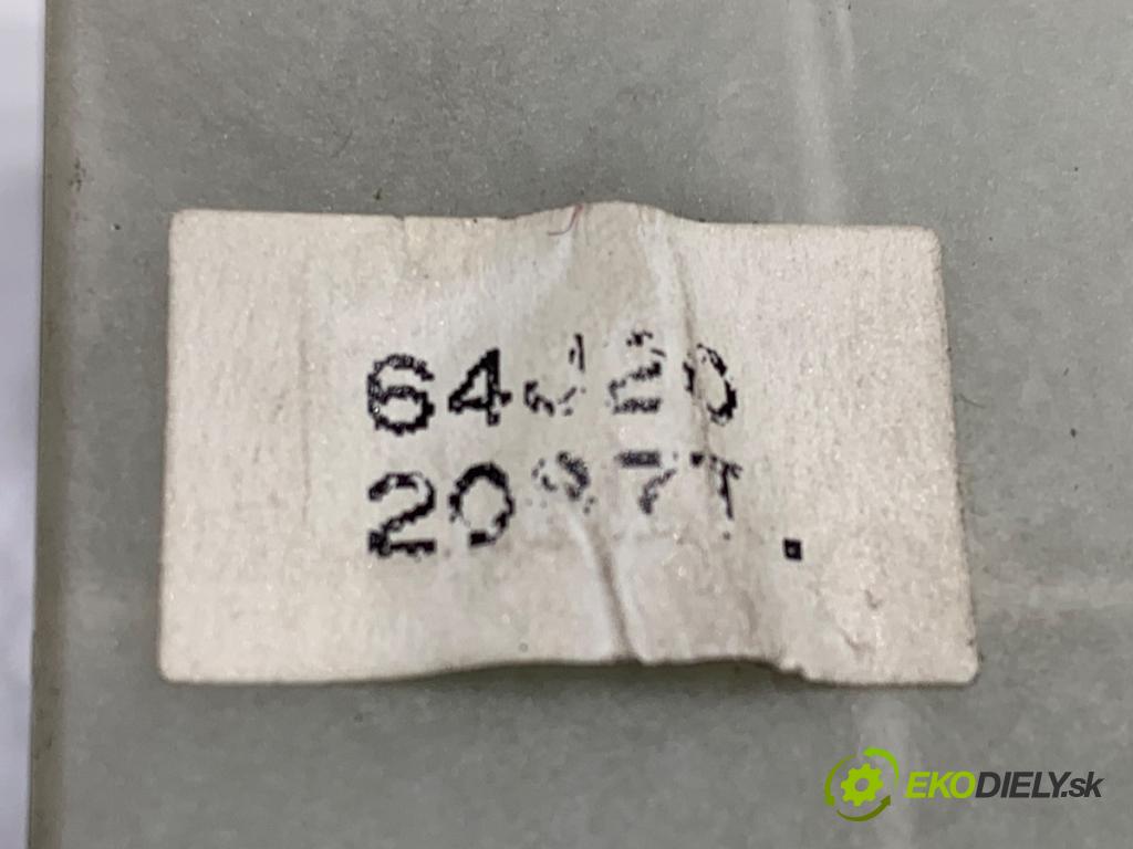 SUZUKI SX4 liftback 2008 79 kW 1.6 VVT 4x4 (RW 416) 1586 Prepínač okien 64J20 (Prepínacie páčky pod volantom)