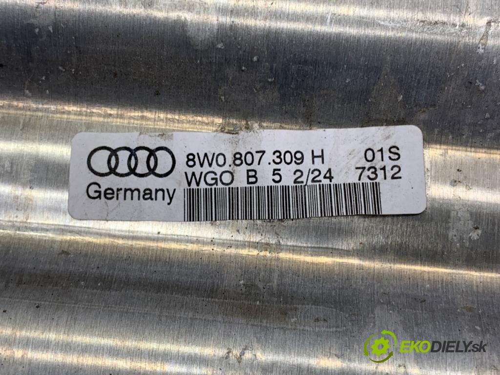 AUDI A4 B9 sedan 2024 110 kW 35 TFSI Mild Hybrid 1984 výztuha nárazníka zadní část 8W0807309H (Zadní výztuha)