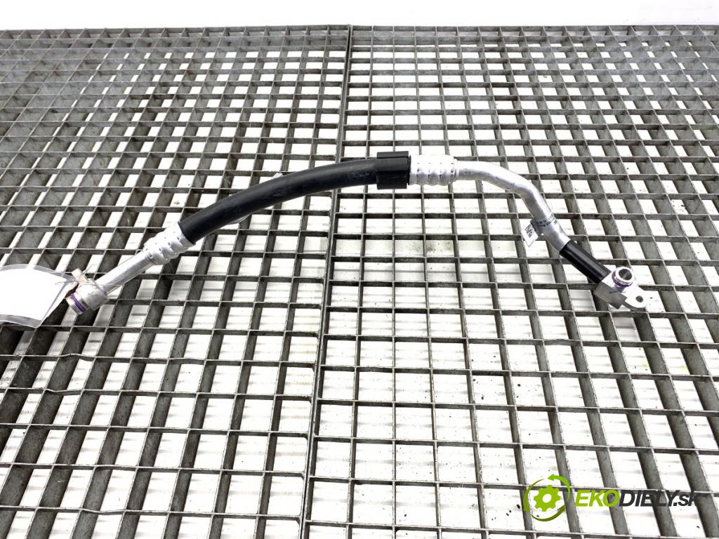 AUDI A4 B9 sedan 2024 110 kW 35 TFSI Mild Hybrid 1984 rúrka klimatizácie 8W1816740 (Rúrka klimatizácie)