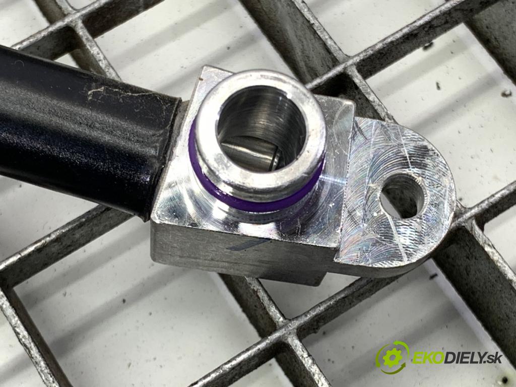 AUDI A4 B9 sedan 2024 110 kW 35 TFSI Mild Hybrid 1984 rúrka klimatizácie 8W1816740 (Rúrka klimatizácie)