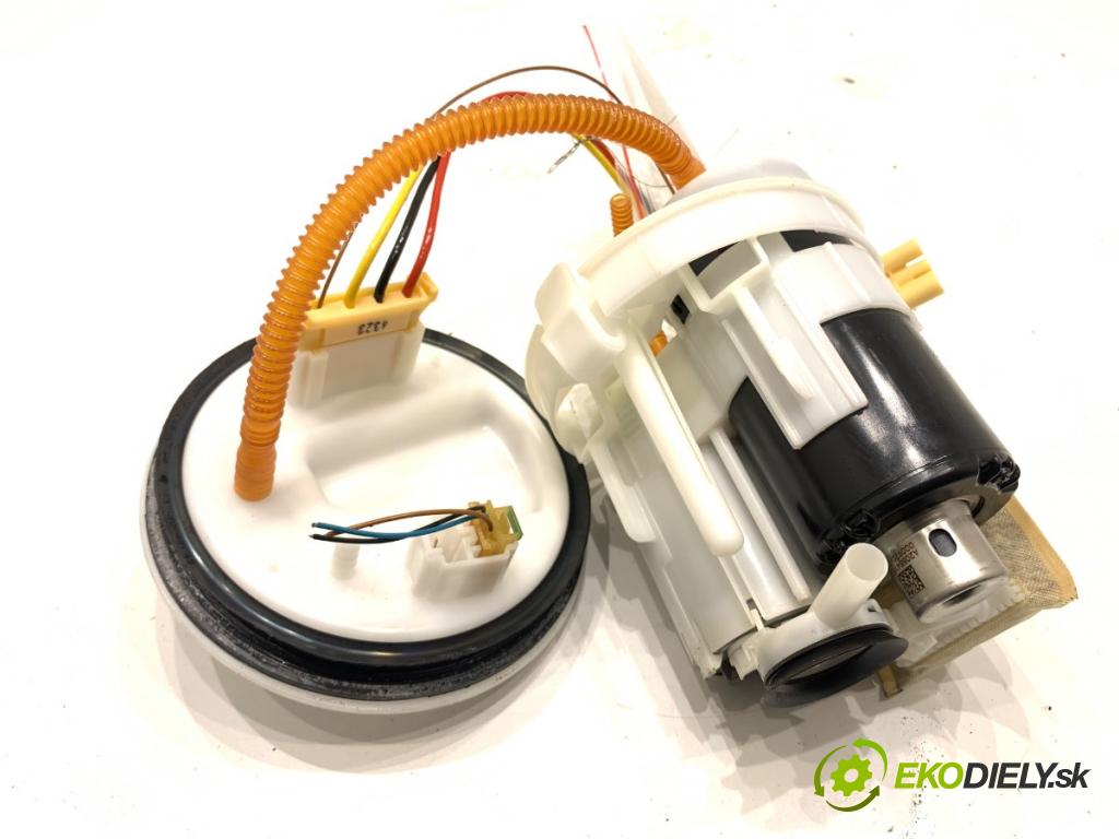 AUDI A4 B9 sedan 2024 110 kW 35 TFSI Mild Hybrid 1984 pumpa paliva 8W0919087L