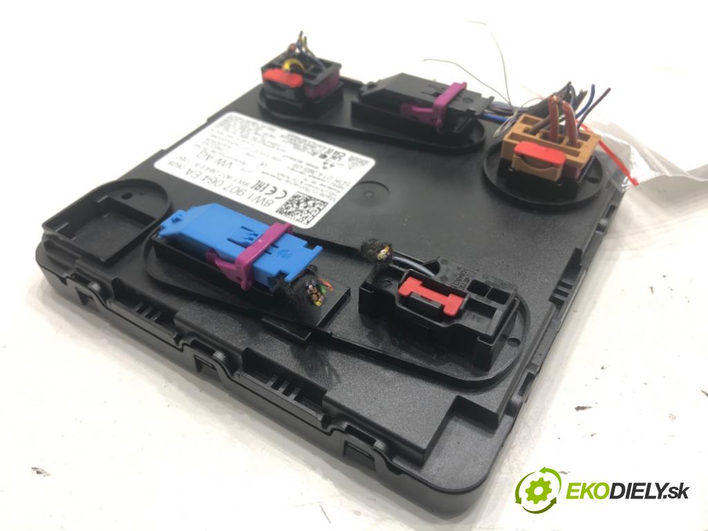 AUDI A4 B9 sedan 2024 110 kW 35 TFSI Mild Hybrid 1984 Modul komfortu 8W1907064EA (Modul komfortu)