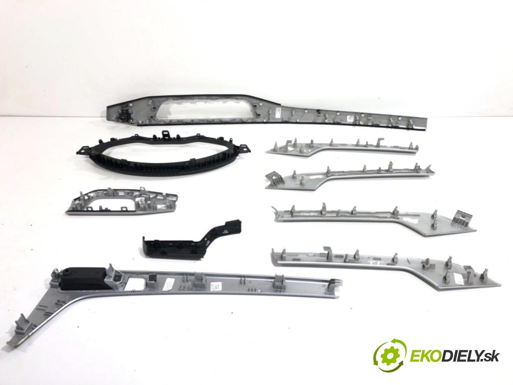 AUDI A4 B9 sedan 2024 110 kW 35 TFSI Mild Hybrid 1984 lišty kryt 8W1853190 8W1863969R (Lišta)