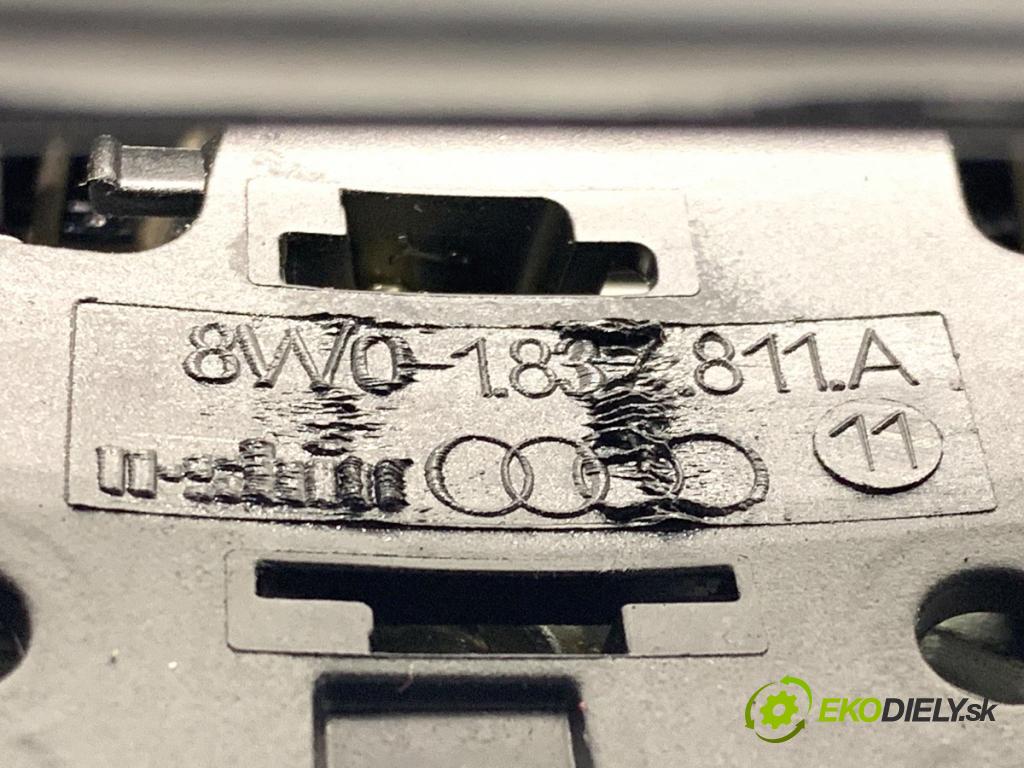 AUDI A4 B9 sedan 2024 110 kW 35 TFSI Mild Hybrid 1984 Kľučka vonkajšia ľavy zad
