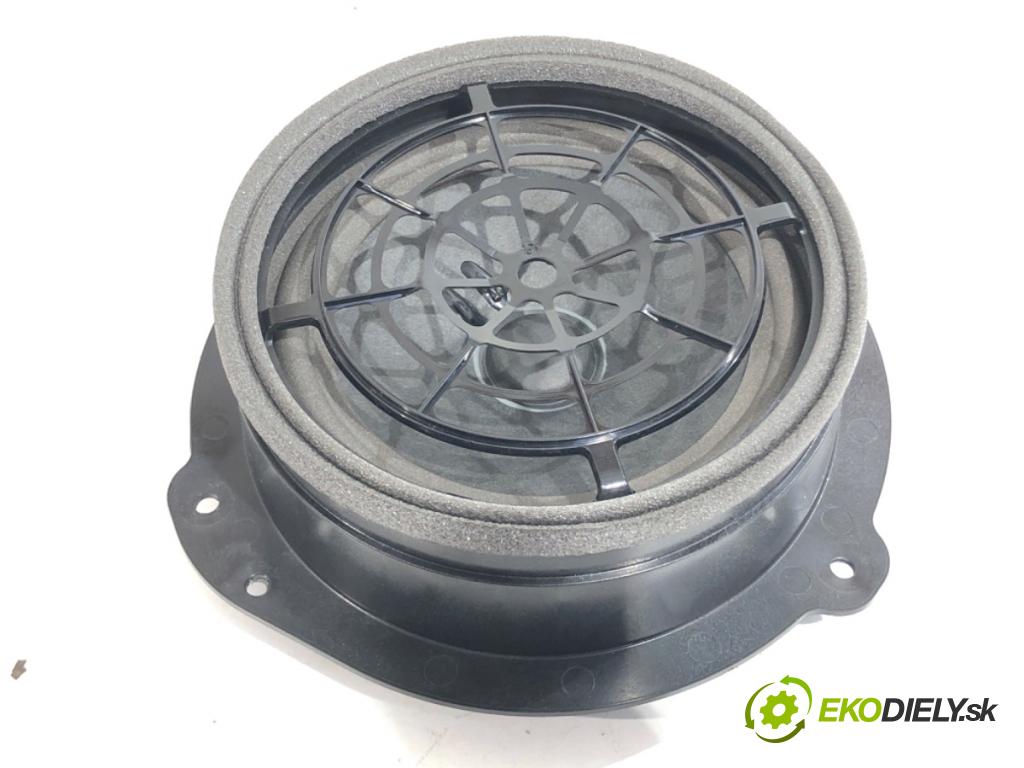 AUDI A4 B9 sedan 2024 110 kW 35 TFSI Mild Hybrid 1984 reproduktory 8W0035415A 8W5035399 8W5035411