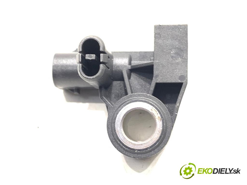 AUDI A4 B9 sedan 2024 110 kW 35 TFSI Mild Hybrid 1984 Snímač nárazu 85E959651 (Snímač nárazu)