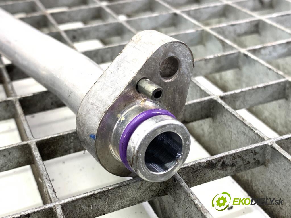 AUDI A4 B9 sedan 2024 110 kW 35 TFSI Mild Hybrid 1984 rúrka klimatizácie 8W0816743BN (Rúrka klimatizácie)