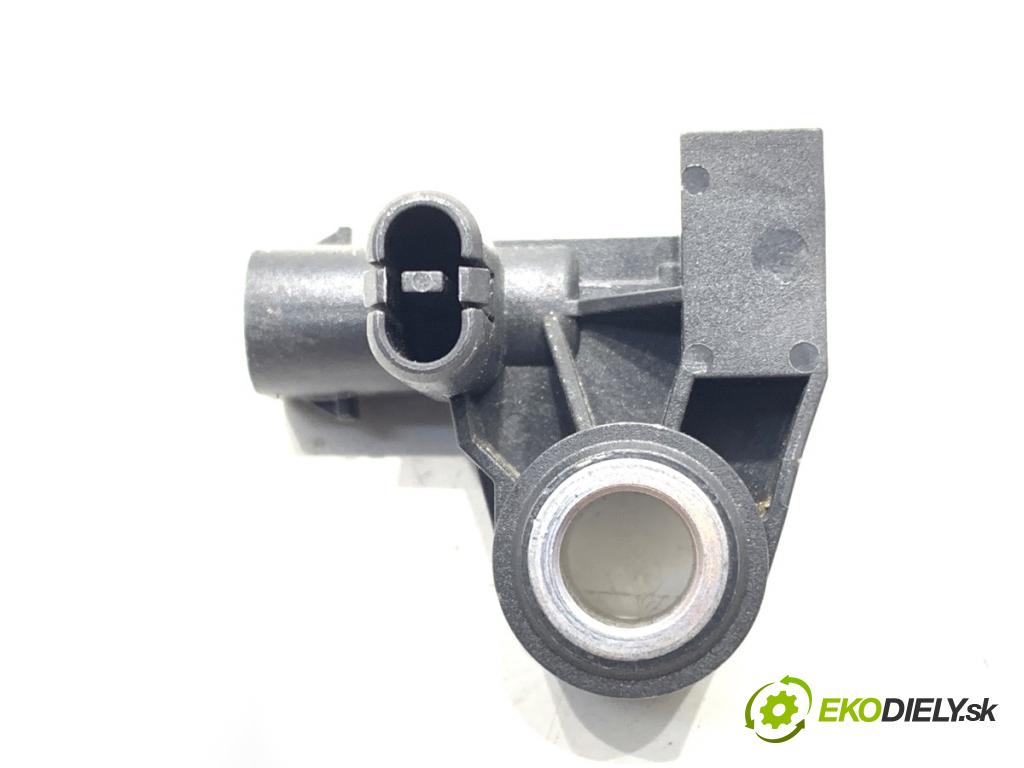 AUDI A4 B9 sedan 2024 110 kW 35 TFSI Mild Hybrid 1984 Snímač nárazu 85E959651A (Snímač nárazu)