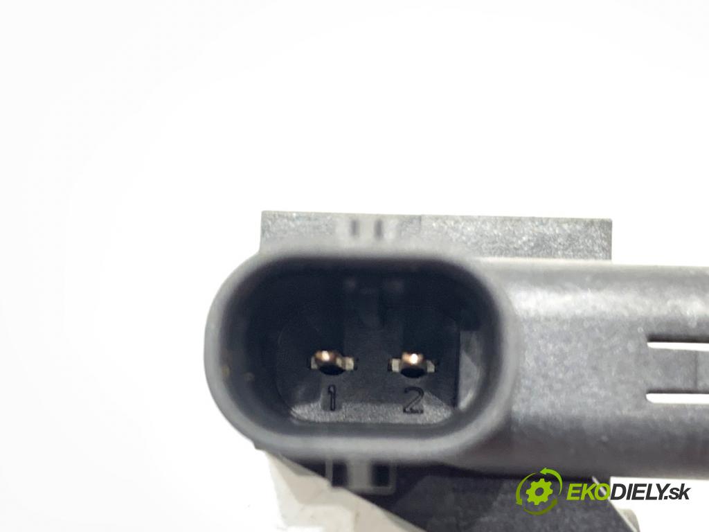 AUDI A4 B9 sedan 2024 110 kW 35 TFSI Mild Hybrid 1984 Snímač nárazu 85E959651 (Snímač nárazu)