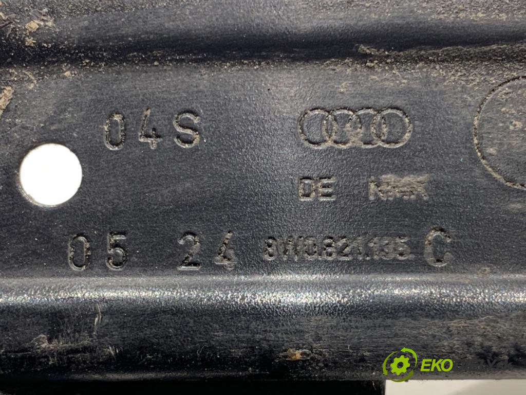 AUDI A4 B9 sedan 2024 110 kW 35 TFSI Mild Hybrid 1984 držák blatníka levý 8W0821135C