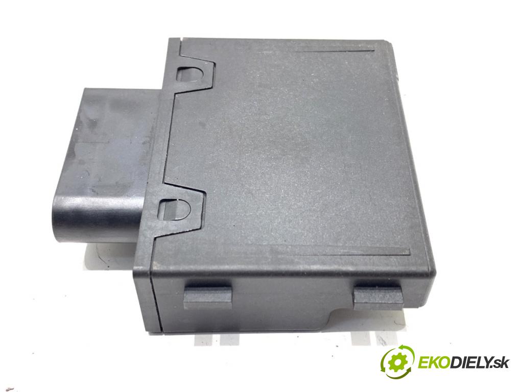 AUDI A4 B9 sedan 2024 110 kW 35 TFSI Mild Hybrid 1984 modul pumpy paliva 8W0906093F