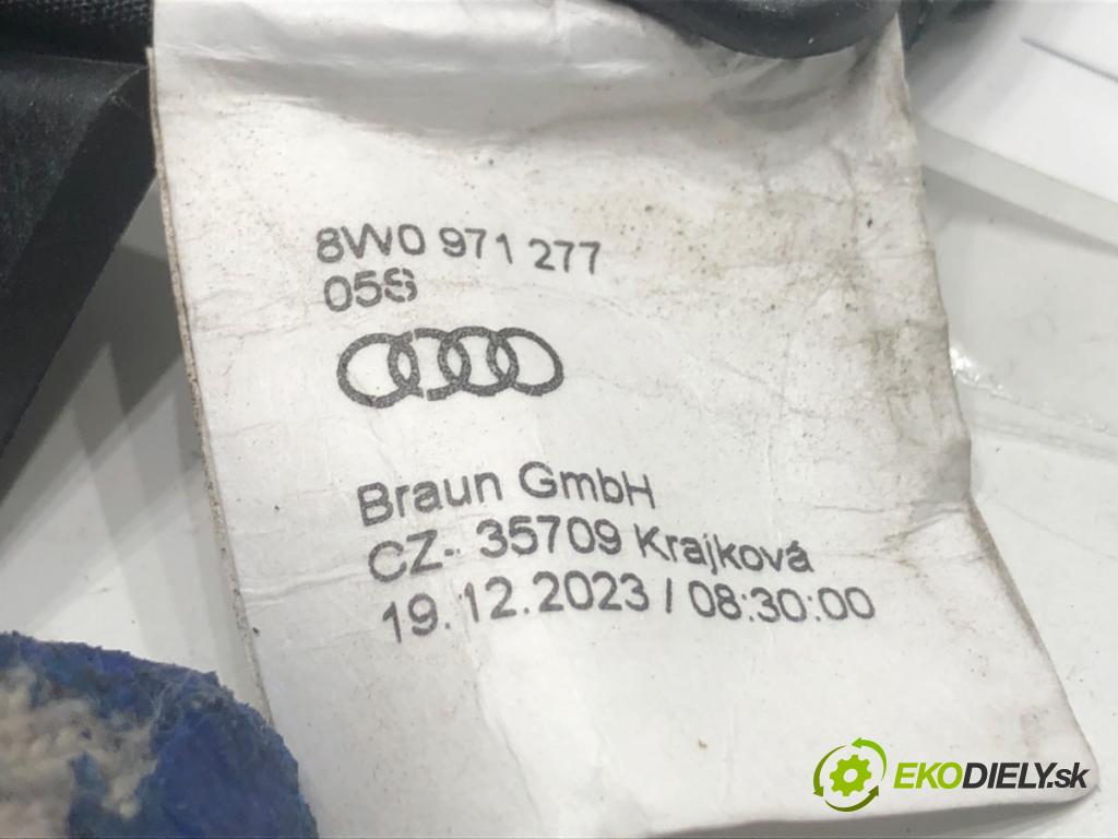 AUDI A4 B9 sedan 2024 110 kW 35 TFSI Mild Hybrid 1984 motorek rolety ŻALUZIJE: 95B965501AA