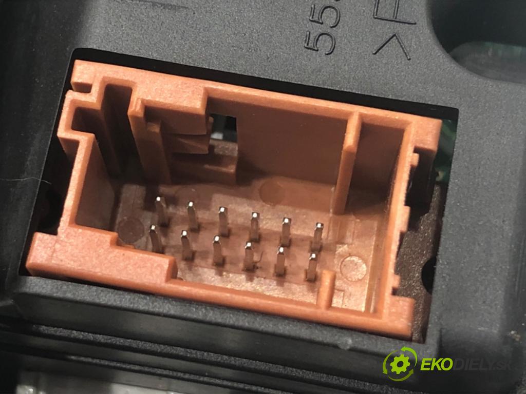 CITROEN C3 II liftback 2012 54 kW 1.4 1360 Dislpej 5555502902 (Prístrojová doska)