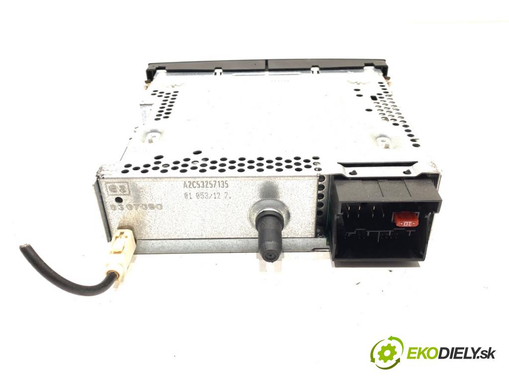 CITROEN C3 II liftback 2012 54 kW 1.4 1360 RADIO 96775574XT (Audio zariadenie)