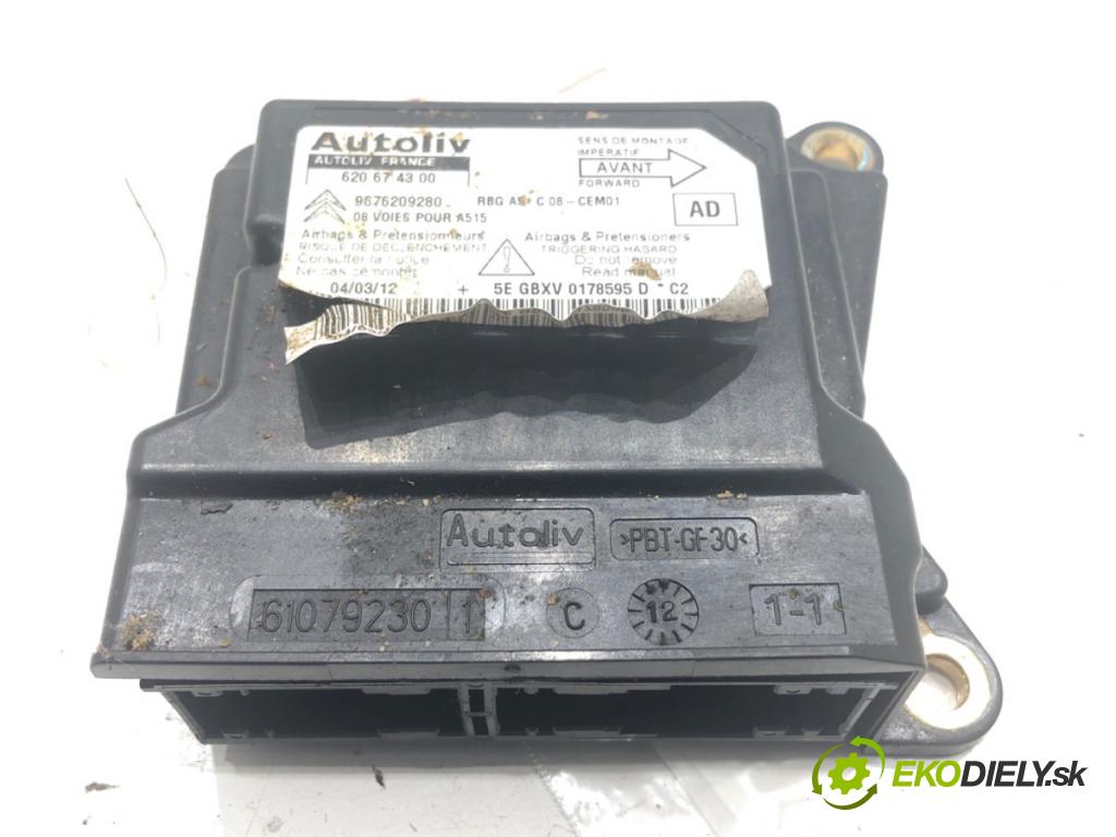 CITROEN C3 II liftback 2012 54 kW 1.4 1360 senzor airbag 9676209280 (Snímač)