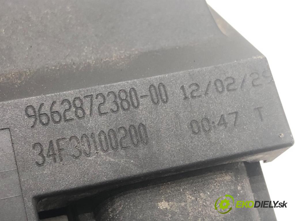 CITROEN C3 II liftback 2012 54 kW 1.4 1360 modul ventilátoru 9662872380
