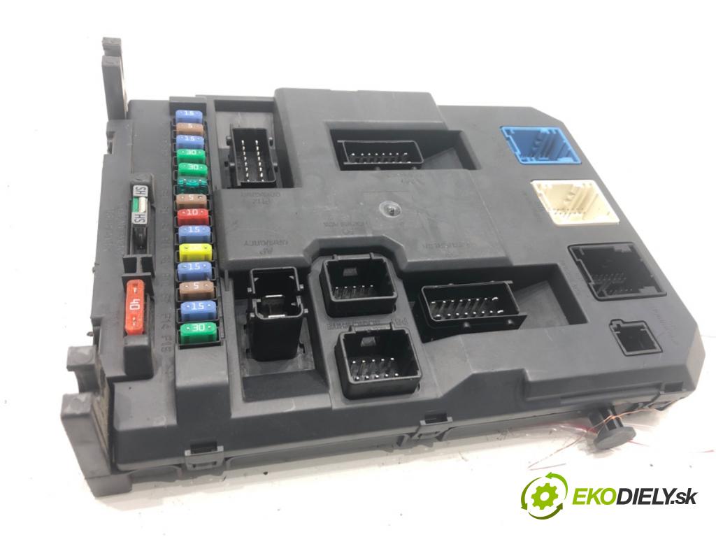 CITROEN C3 II liftback 2012 54 kW 1.4 1360 modul BSI 9666952180 (Pojistková skříňka)