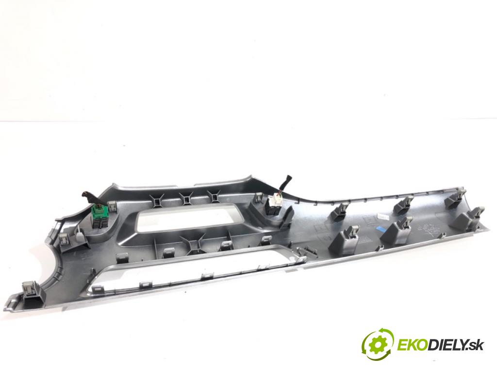 CITROEN C3 II liftback 2012 54 kW 1.4 1360 lišty kryt 9685748777 96857498ZD (Lišta)