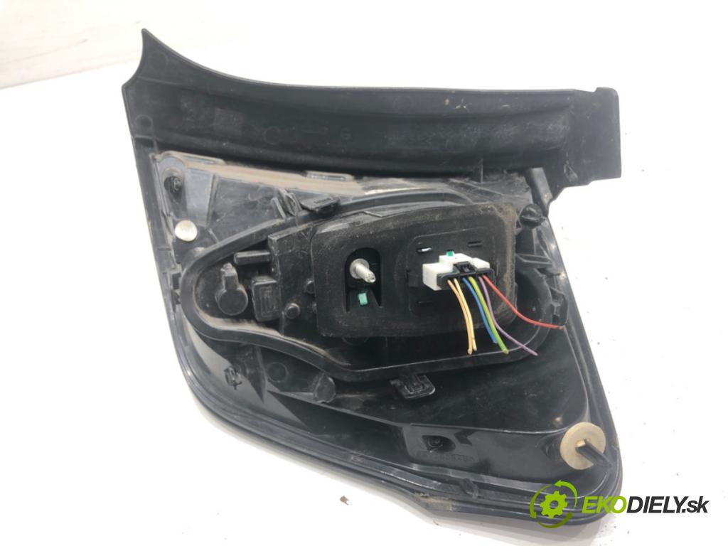 CITROEN C3 II liftback 2012 54 kW 1.4 1360 světlo levý zadní část 9673805480