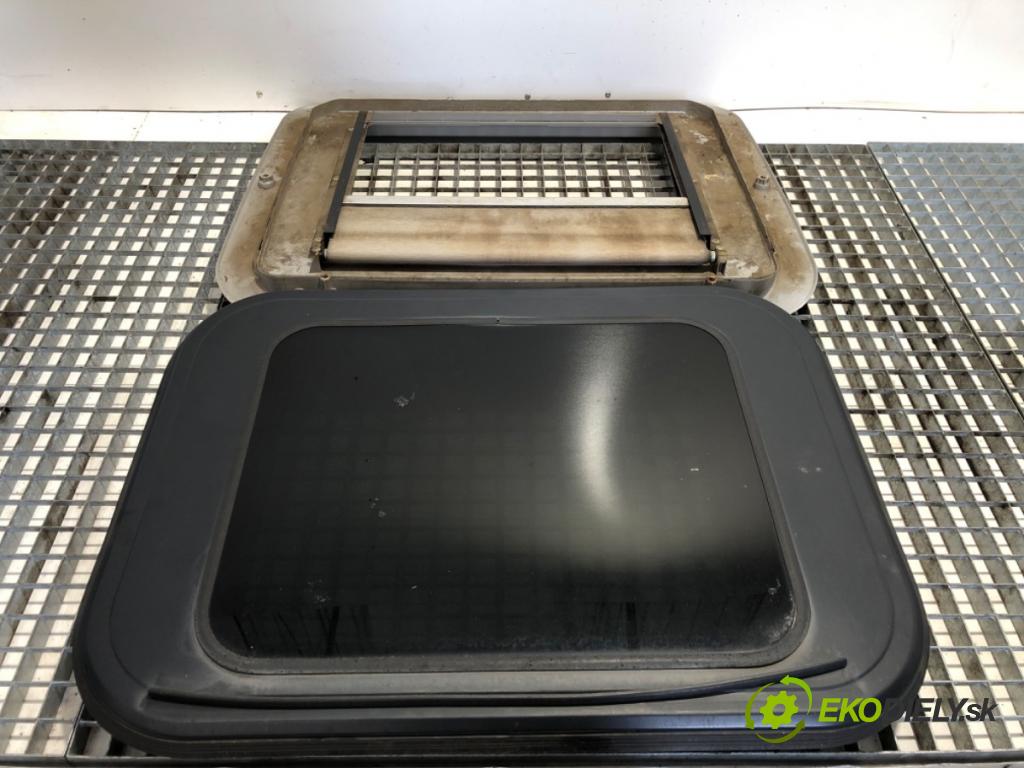 VOLVO FH Ciągnik siodłowy 2012 338 kW 460 338 kW [460 KM] olej napędowy 2005 - 2022 12800 střešní okno 20379286 (Sklo karoserie)