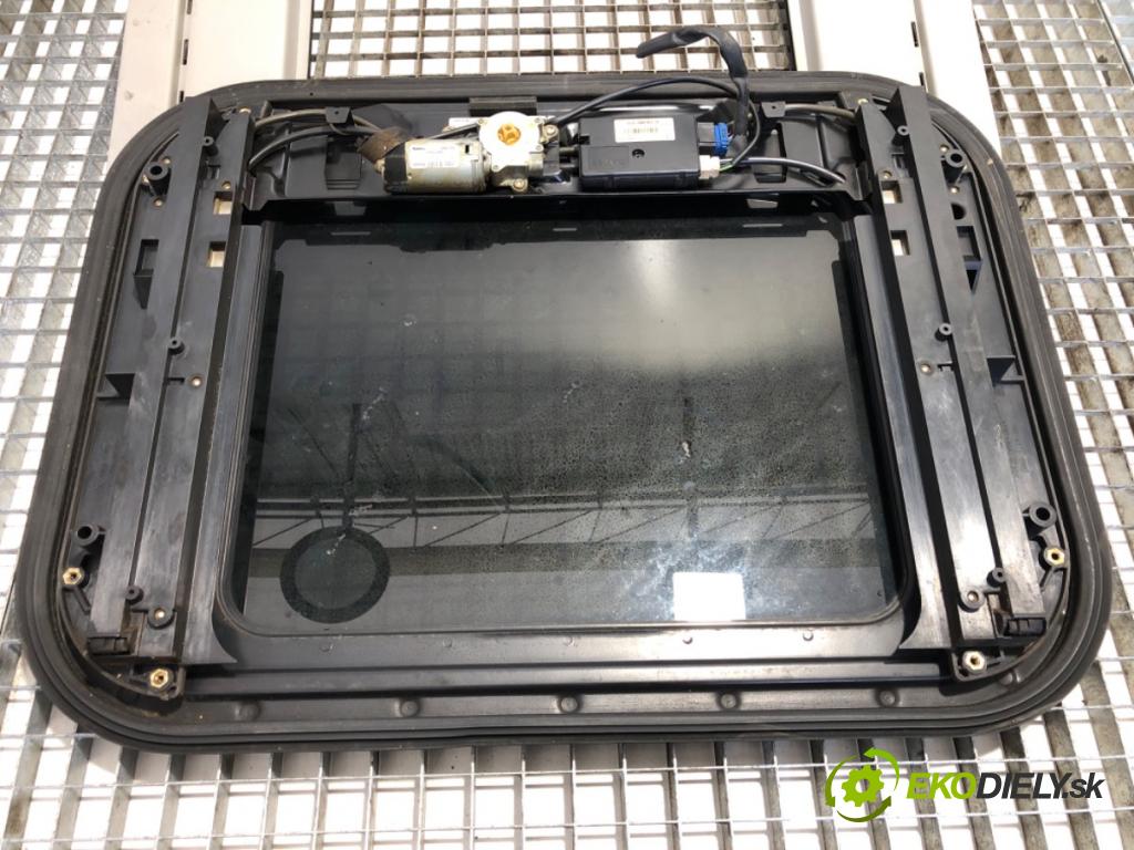 VOLVO FH Ciągnik siodłowy 2012 338 kW 460 338 kW [460 KM] olej napędowy 2005 - 2022 12800 střešní okno 20379286 (Sklo karoserie)