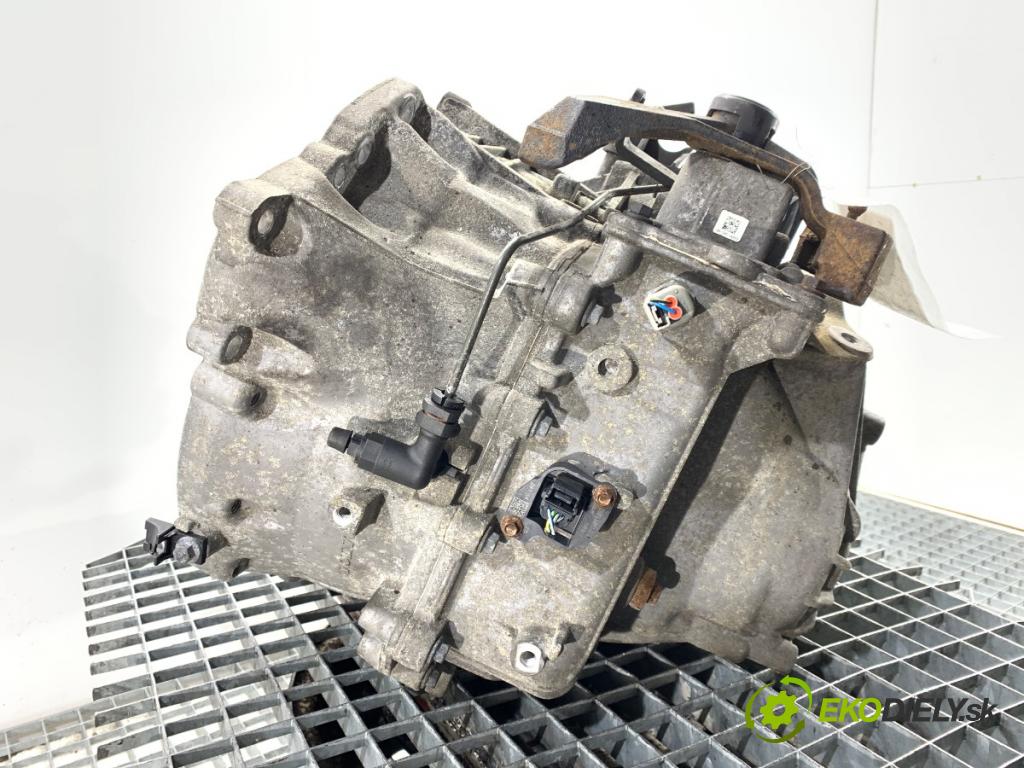 VOLVO V60 I Kombi 2014 133 kW D4 1969 Prevodovka EU1R7002TEC (Prevodovka)