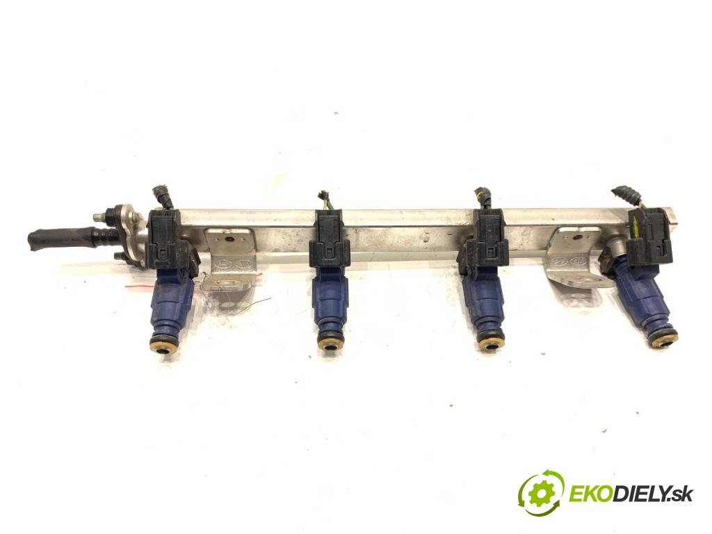 KIA VENGA liftback 2018 66 kW 1.4 CVVT 1396 Lišta vstrekovacia 35350-2B230 (Vstrekovacia lišta)