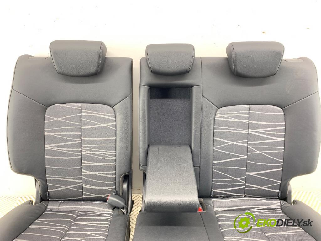 KIA VENGA liftback 2018 66 kW 1.4 CVVT 1396 Sedadlo druhý rad
